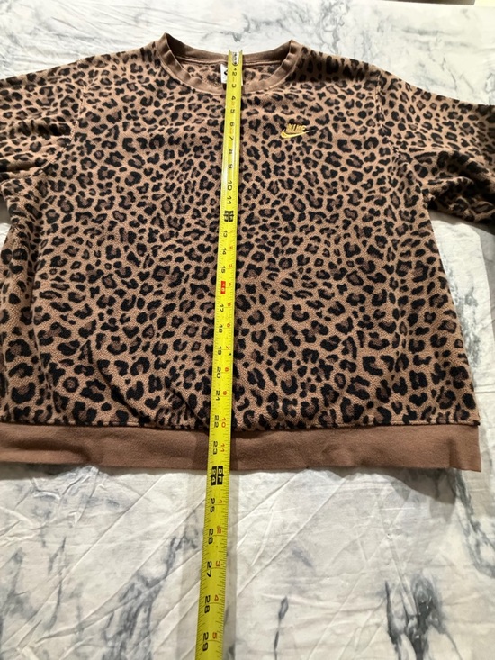Nike Leopard Print Crewneck Sweatshirt - Brown/Black with Gold Accent - Picture 7 of 7